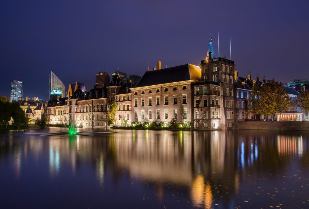 binnenhof, the hague, politics-1453078.jpg